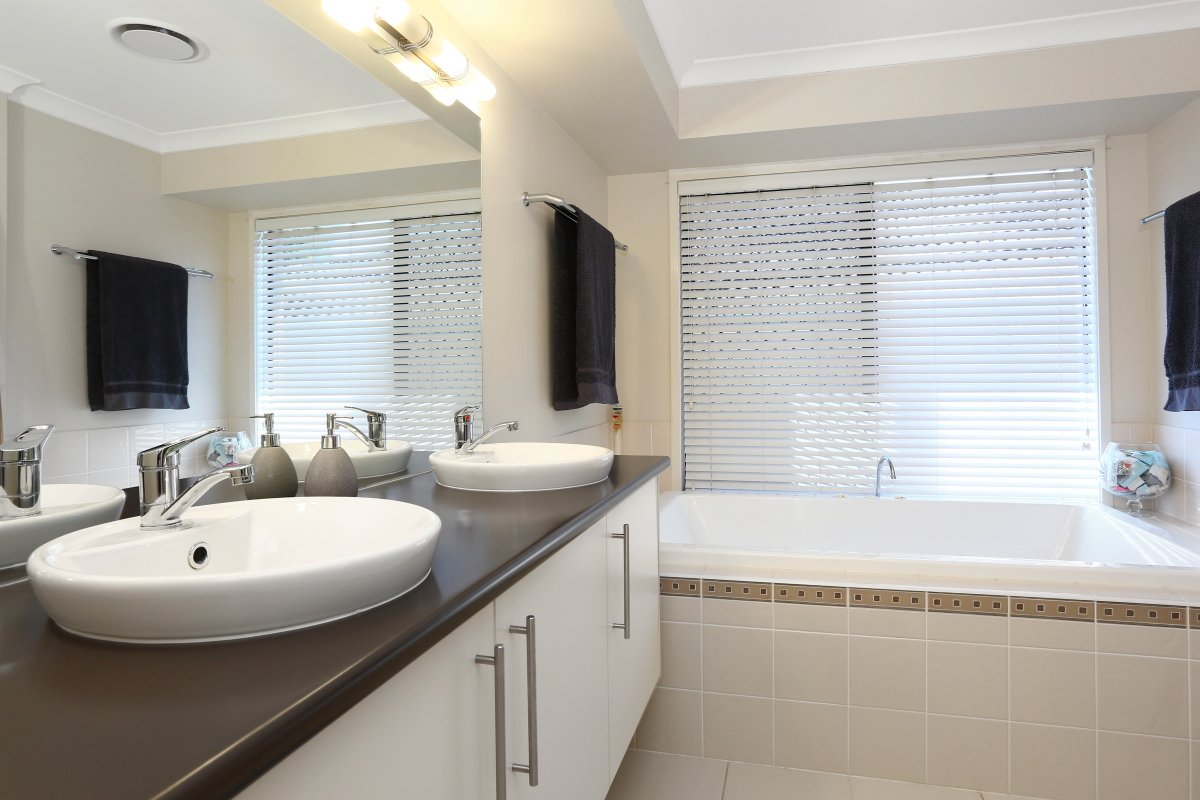 52 Highcrest Circuit MOLENDINAR 16