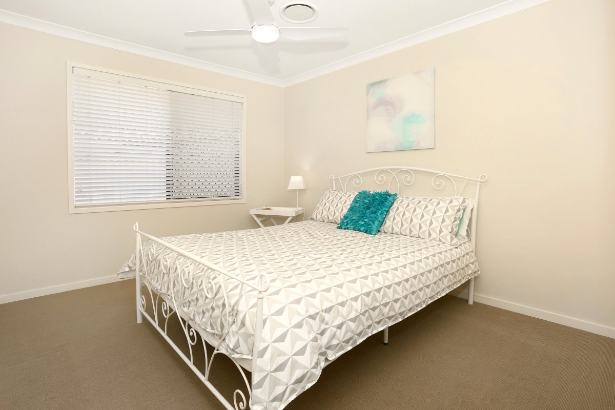 52 Highcrest Circuit MOLENDINAR 18