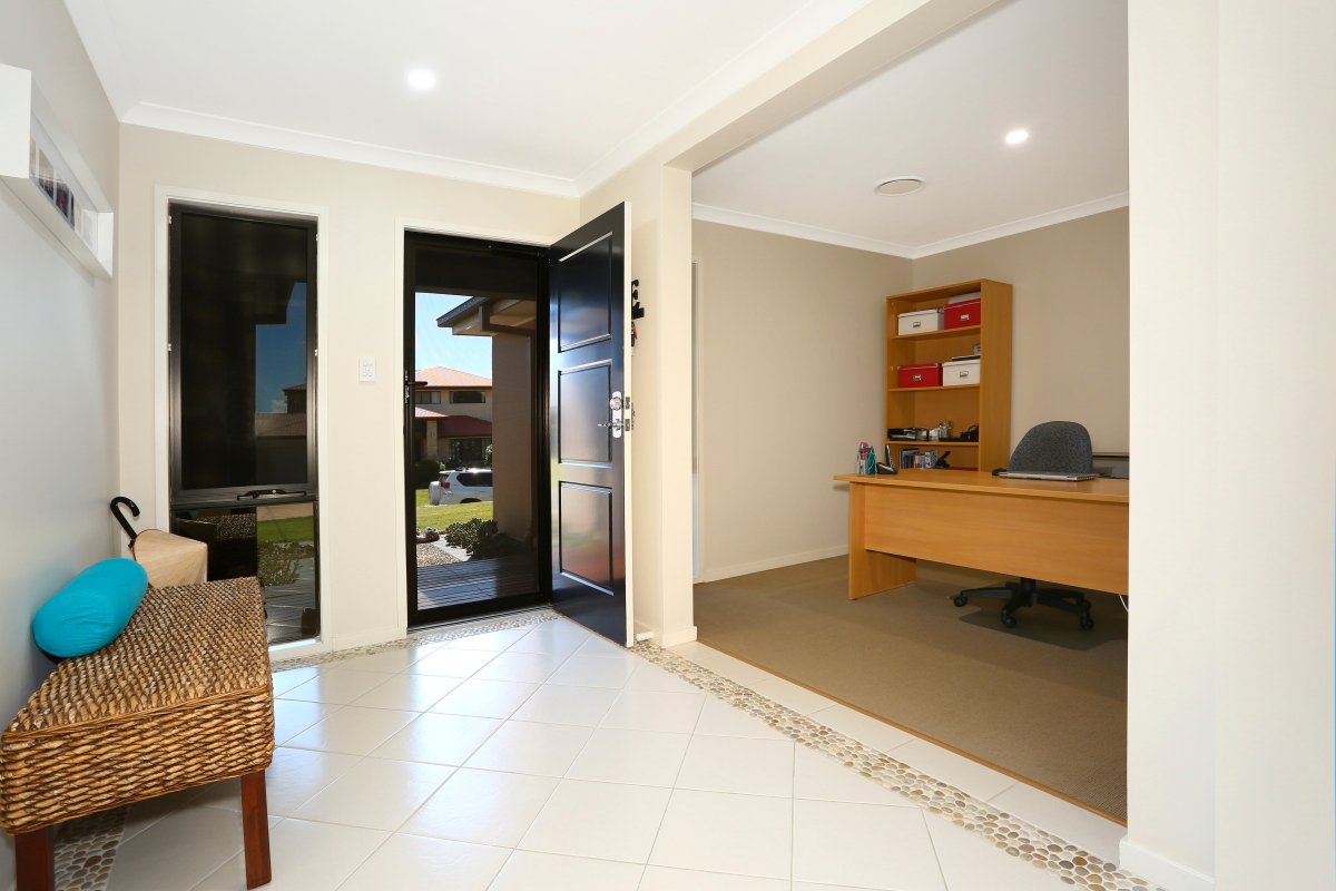 52 Highcrest Circuit MOLENDINAR 22