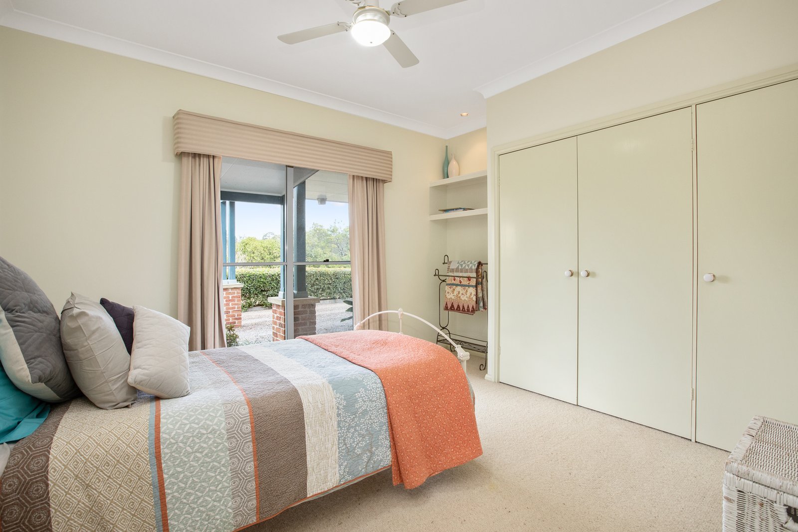 52 Hilldale Drive BOLWARRA HEIGHTS 13