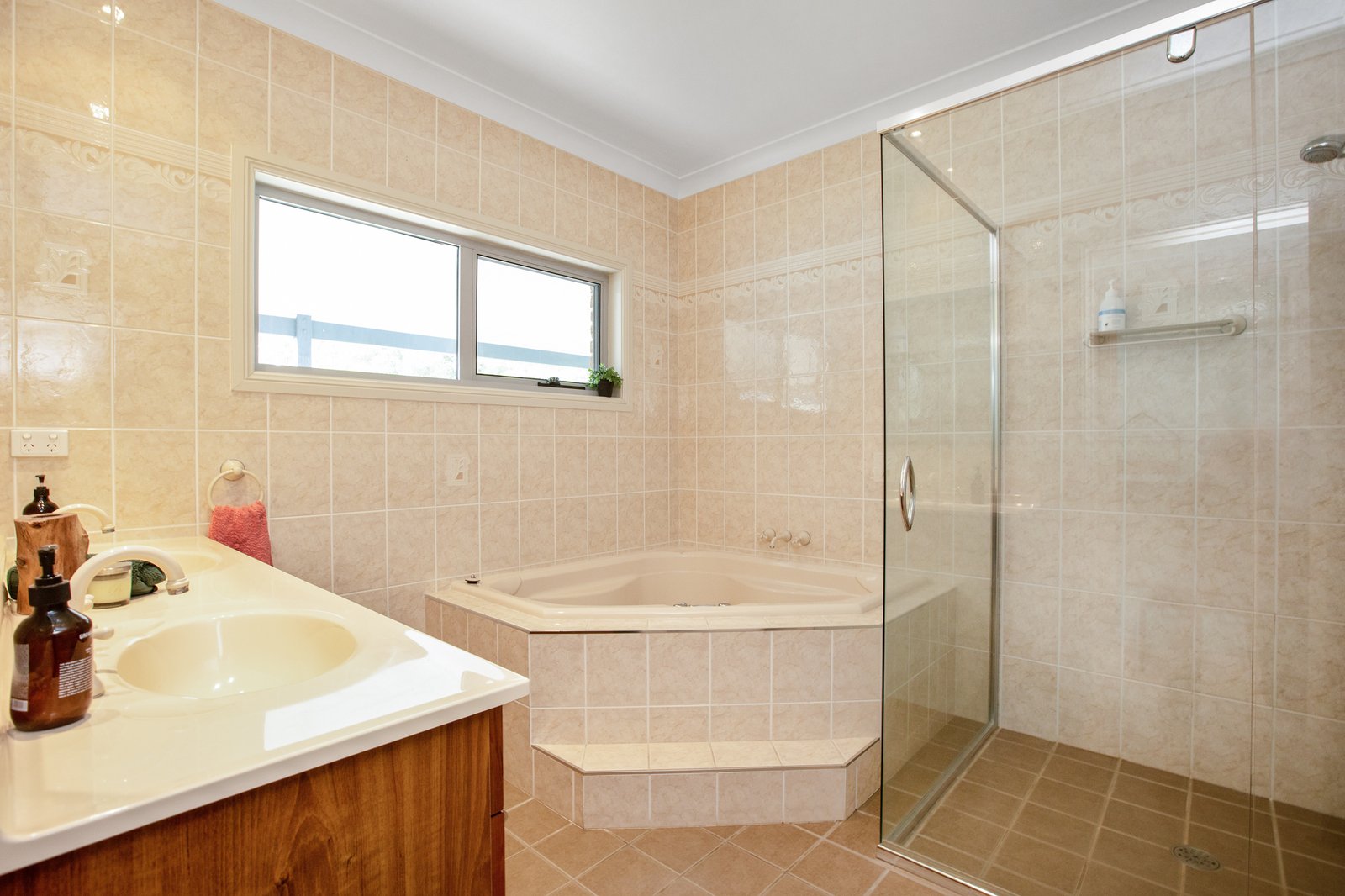 52 Hilldale Drive BOLWARRA HEIGHTS 15