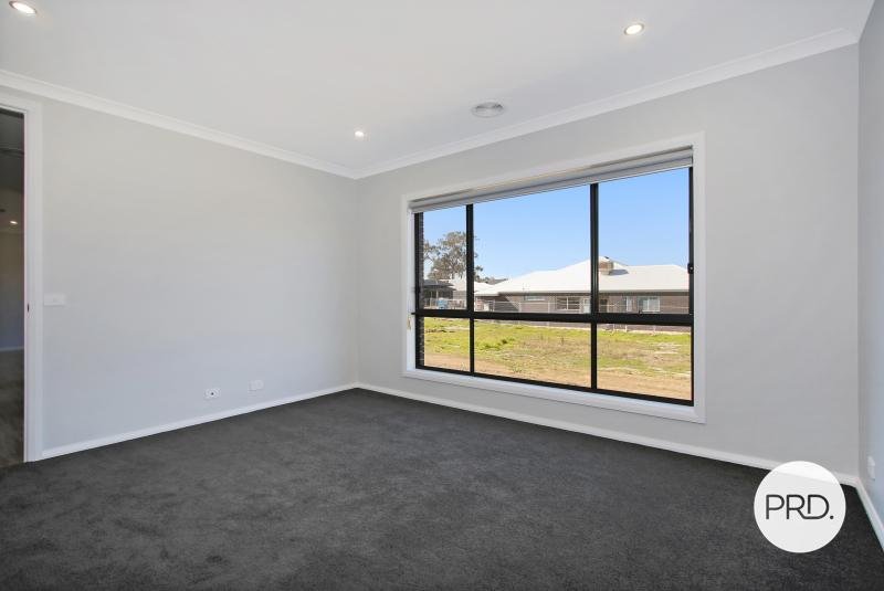 52 Hillford Circuit THURGOONA 7