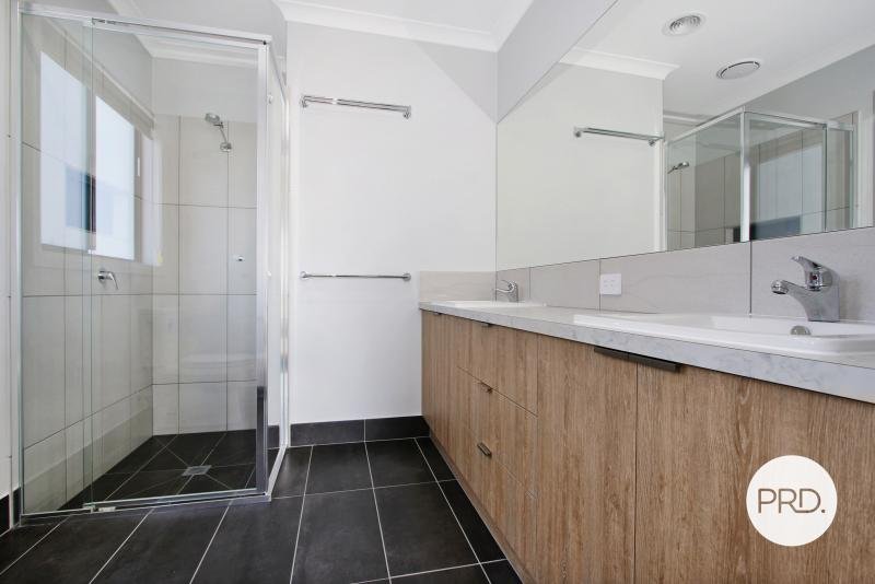 52 Hillford Circuit THURGOONA 6