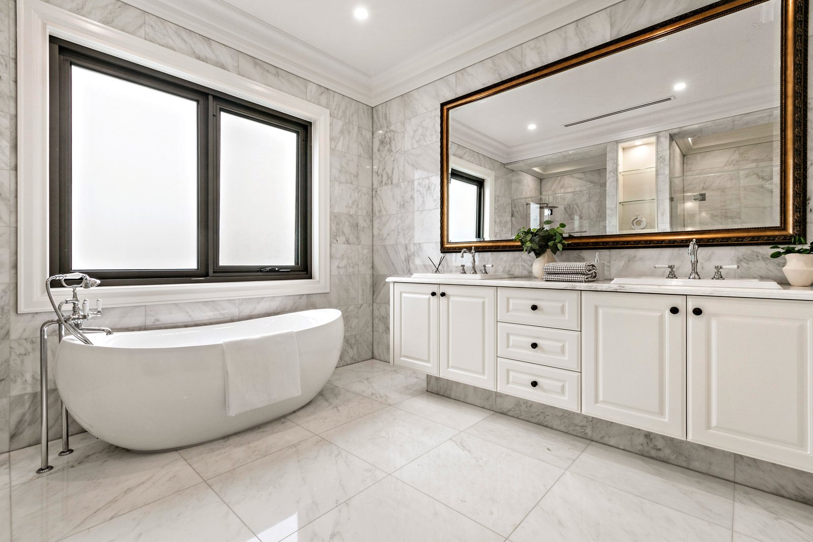 Real Estate and Property in 52 Hopetoun Avenue, Canterbury, VIC