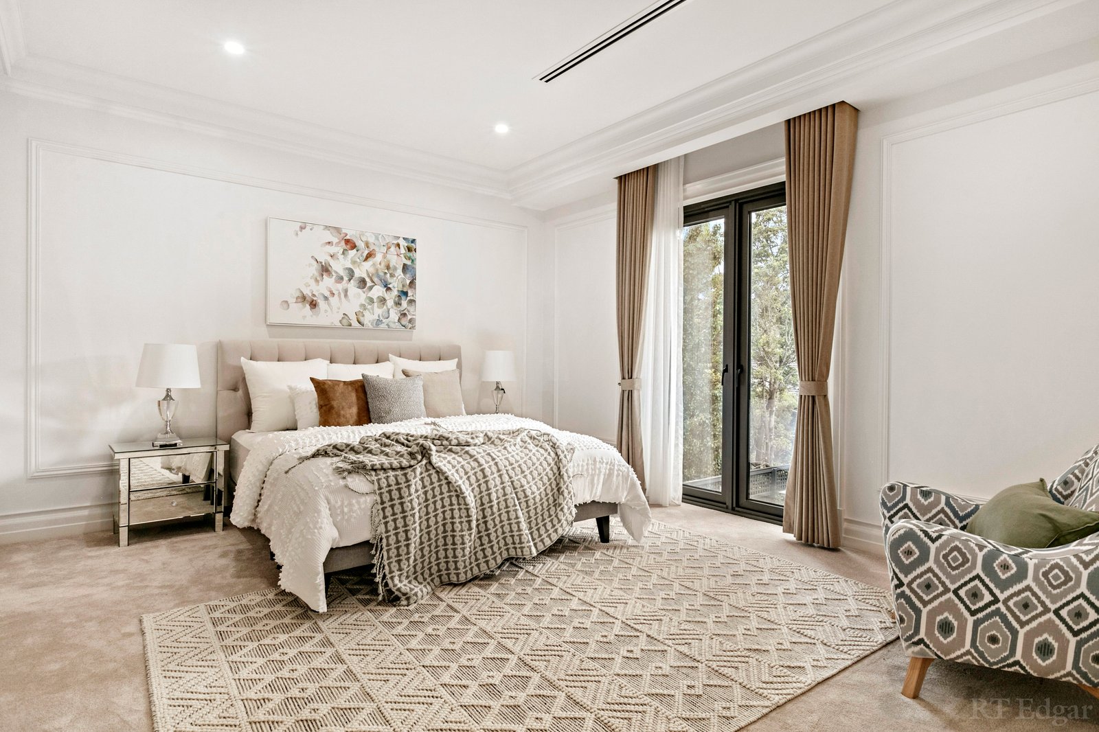 Real Estate and Property in 52 Hopetoun Avenue, Canterbury, VIC