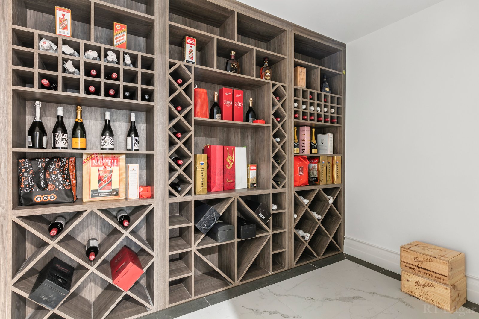 Real Estate and Property in 52 Hopetoun Avenue, Canterbury, VIC