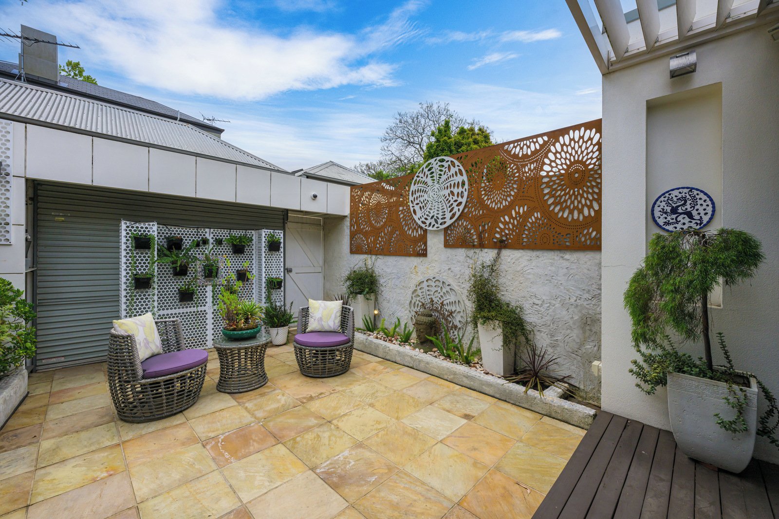 52 Howe Crescent, South Melbourne, 3205