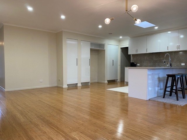 Gallery: 52 Jacks Avenue
