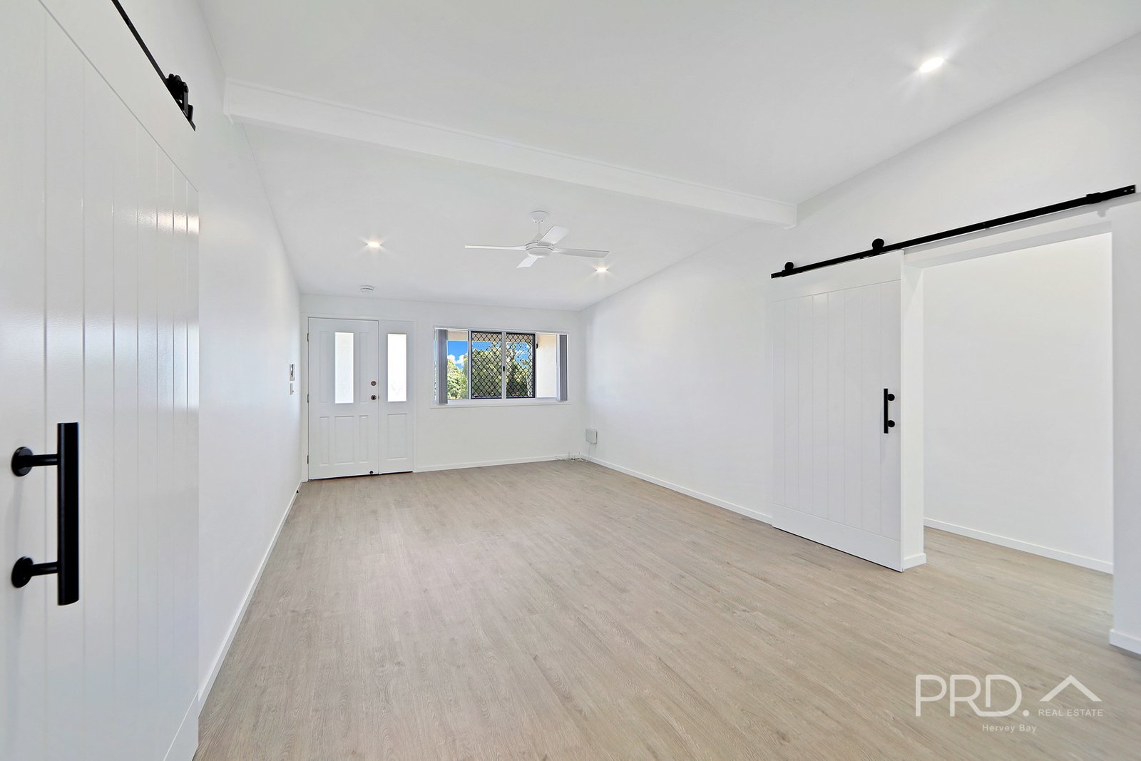 52 Jacobsen Outlook URRAWEEN 18