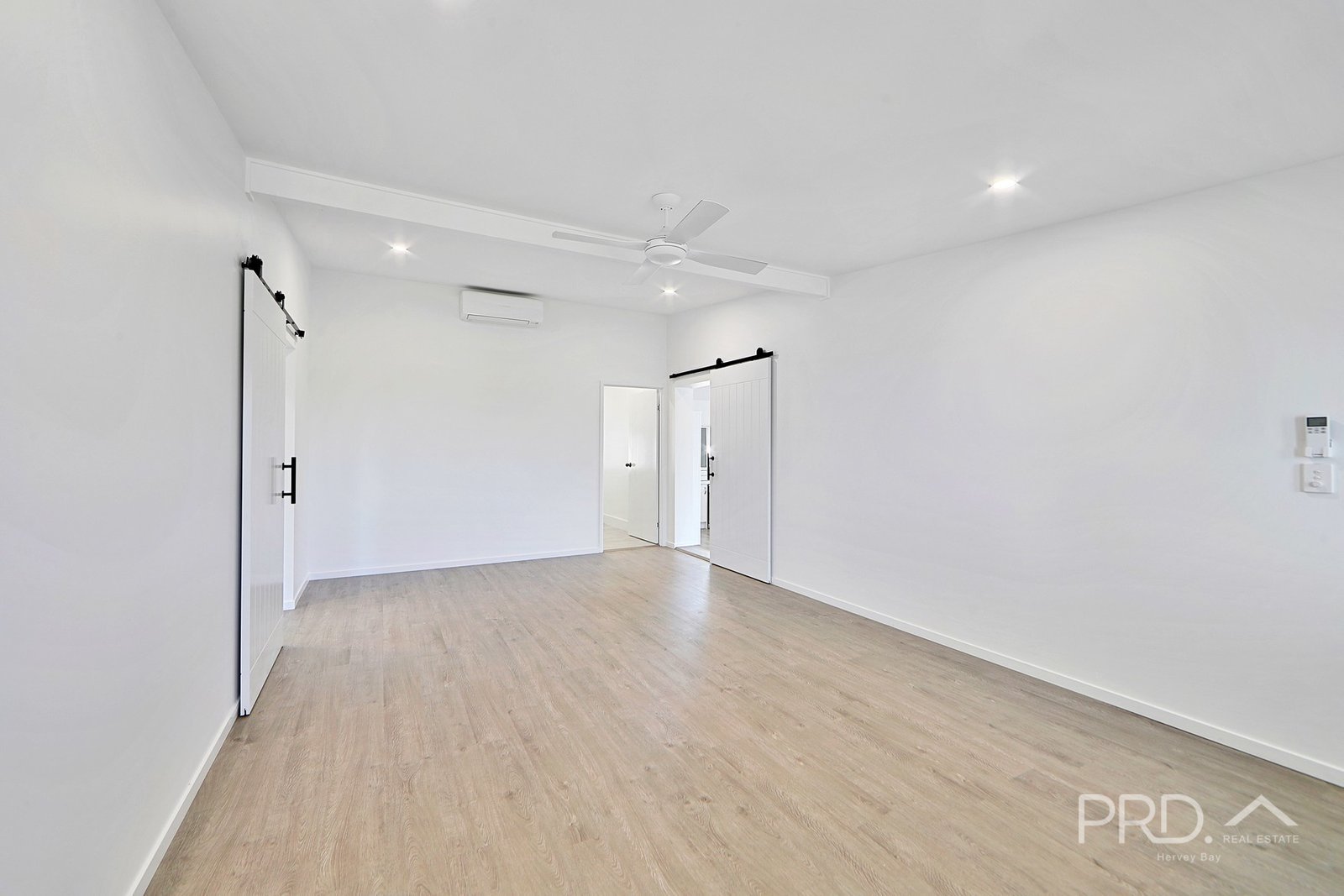 52 Jacobsen Outlook URRAWEEN 19