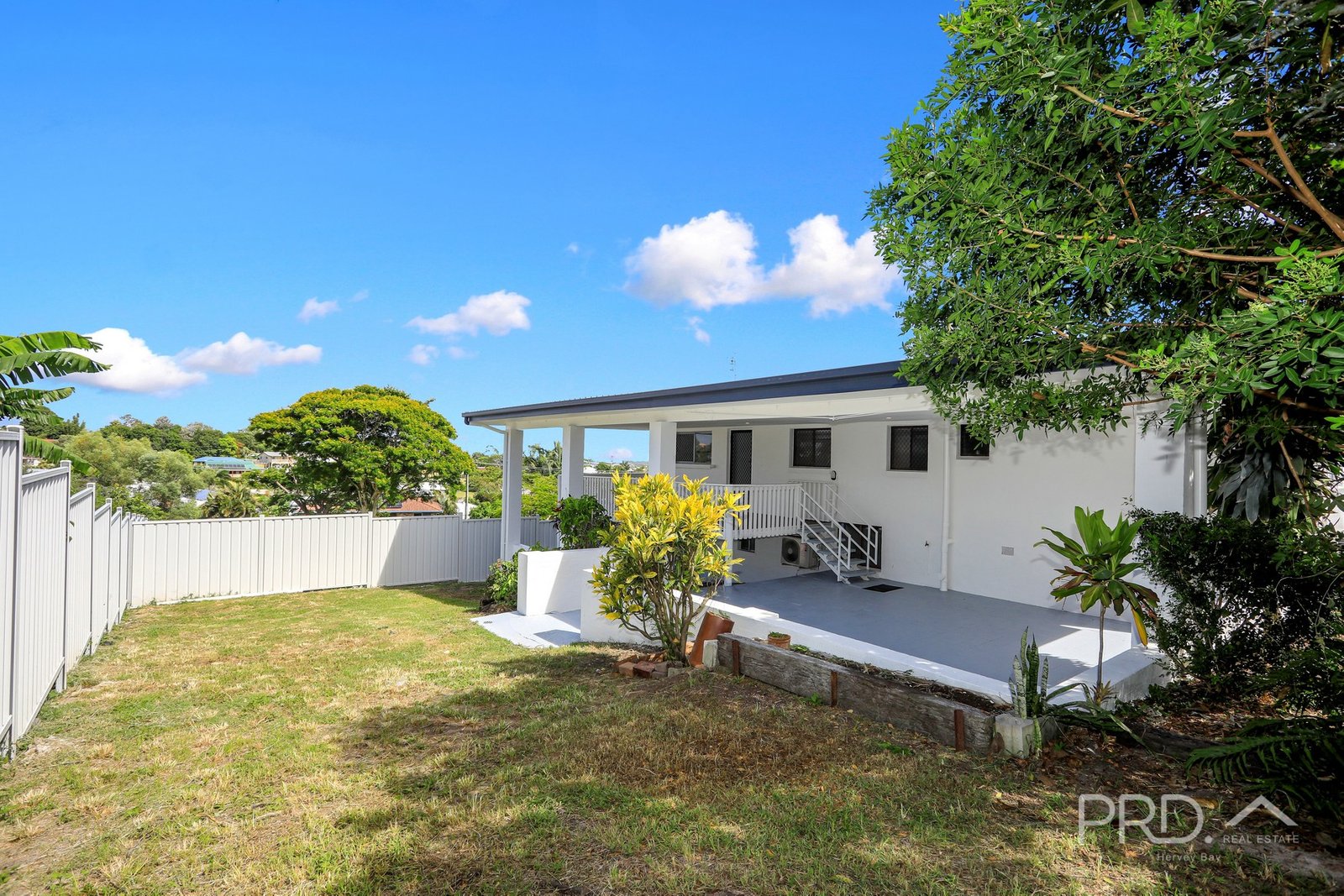 52 Jacobsen Outlook URRAWEEN 31