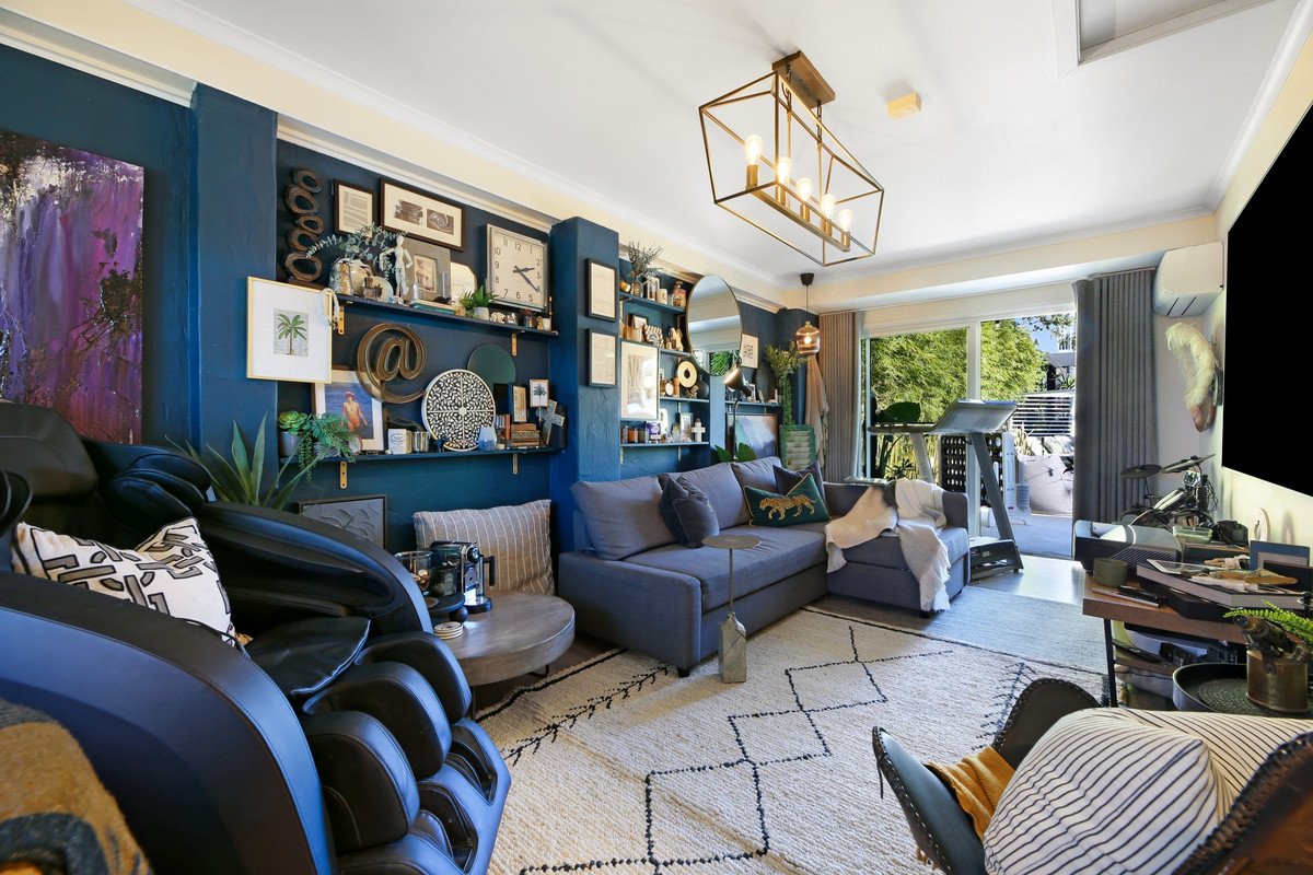 52 Japonica Drive Palm Beach 19