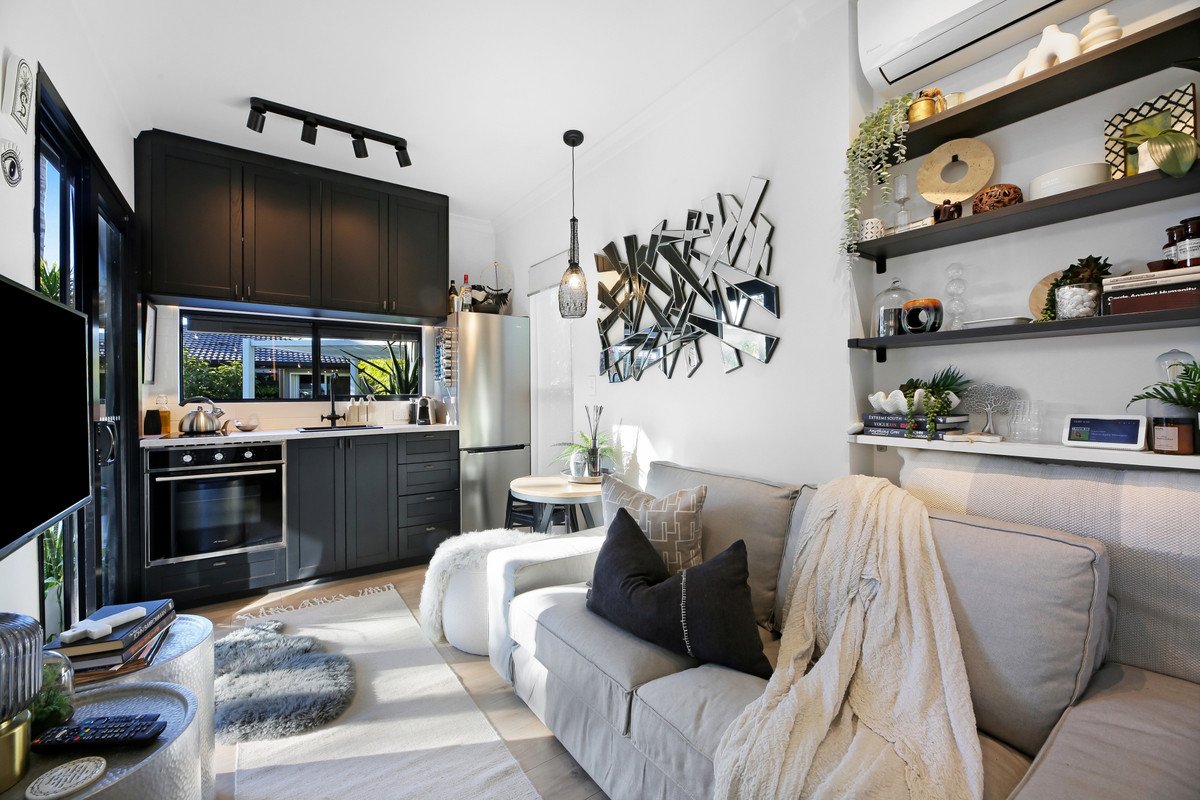 52 Japonica Drive Palm Beach 29