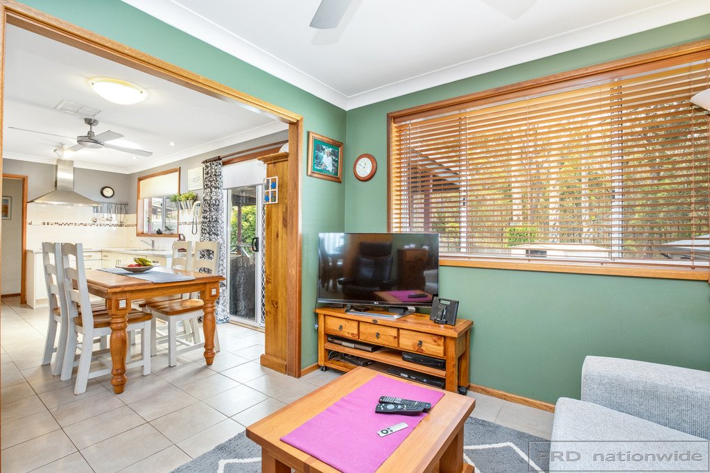 52 John Arthur Avenue THORNTON 8