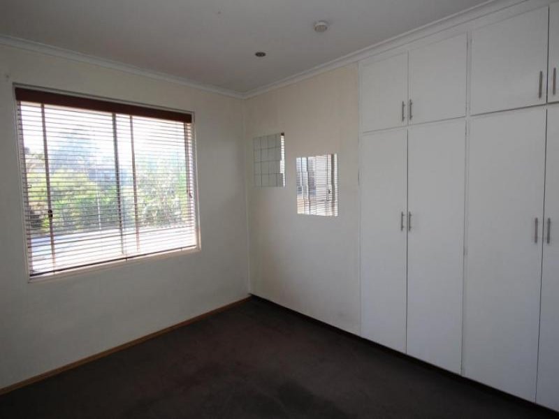 Gallery: 5/2 Kitchener Street