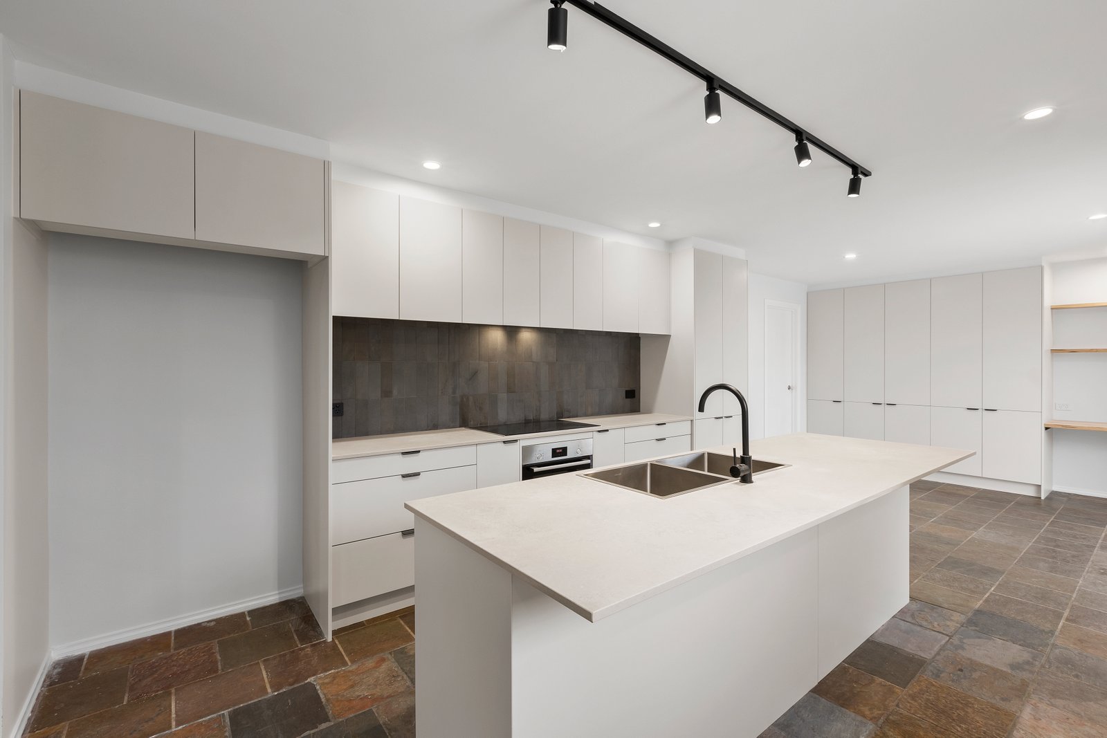 Real Estate and Property in 52 Knox Drive, Barwon Heads, VIC