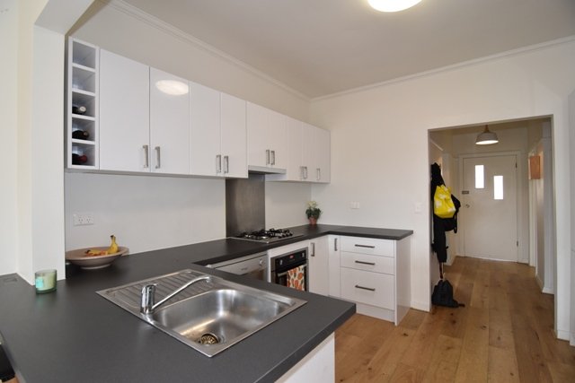 Gallery: 52 Lascelles Avenue