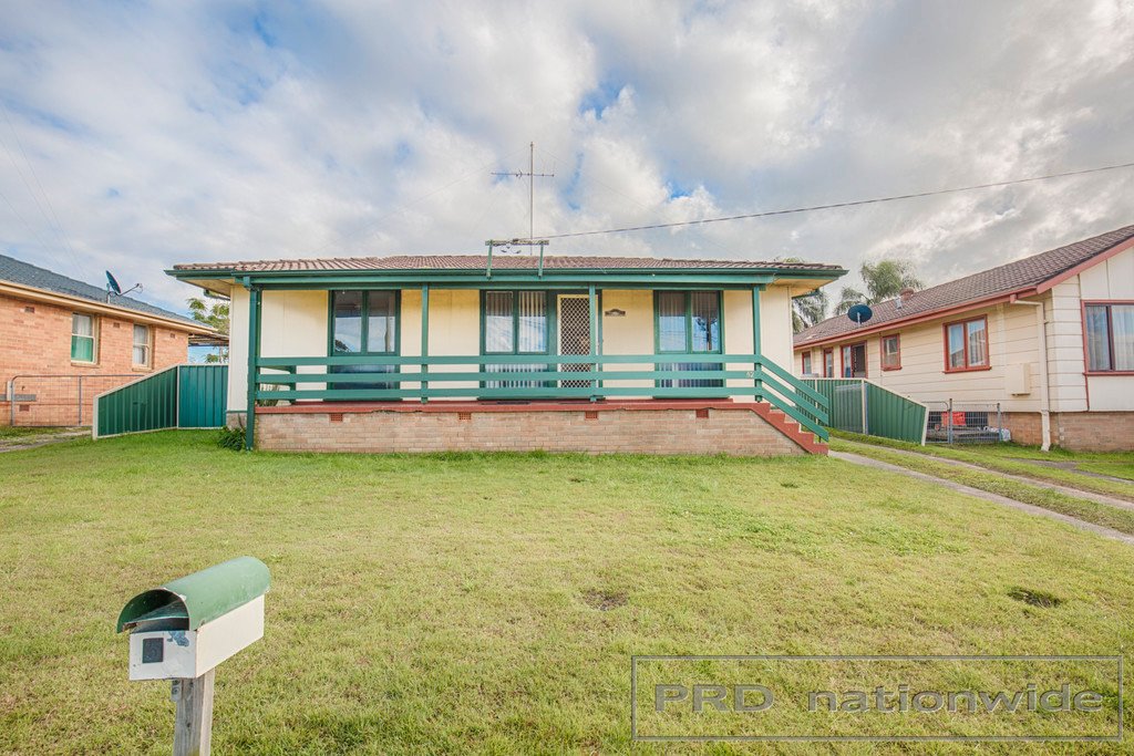 52 Lawson Avenue WOODBERRY 1