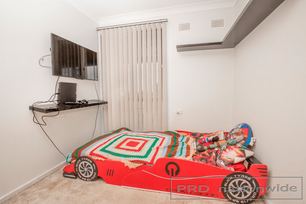 52 Lawson Avenue WOODBERRY 5