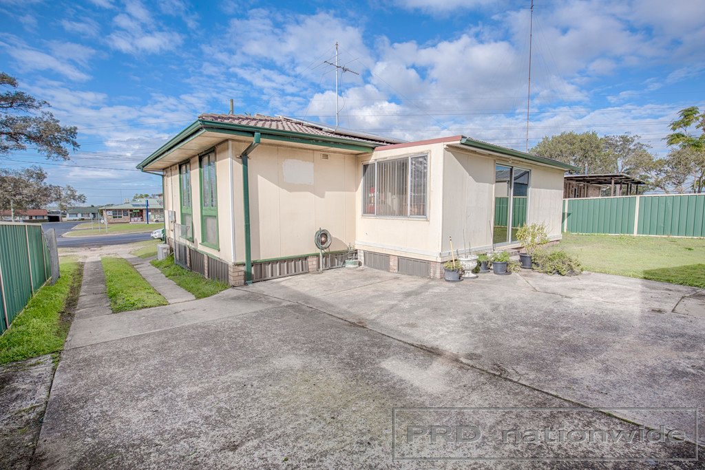 52 Lawson Avenue WOODBERRY 9