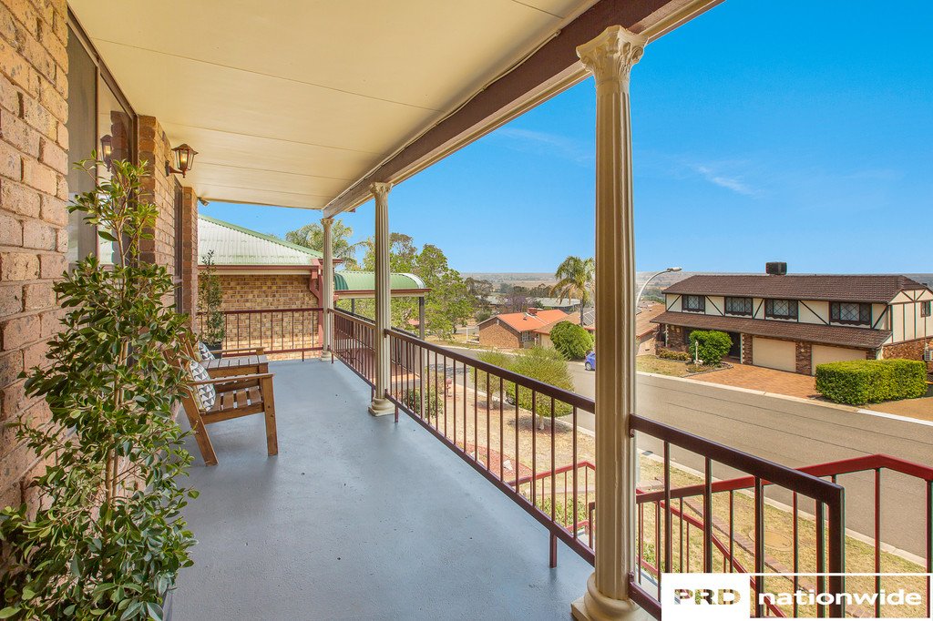52 Lemon Gums Drive TAMWORTH 3