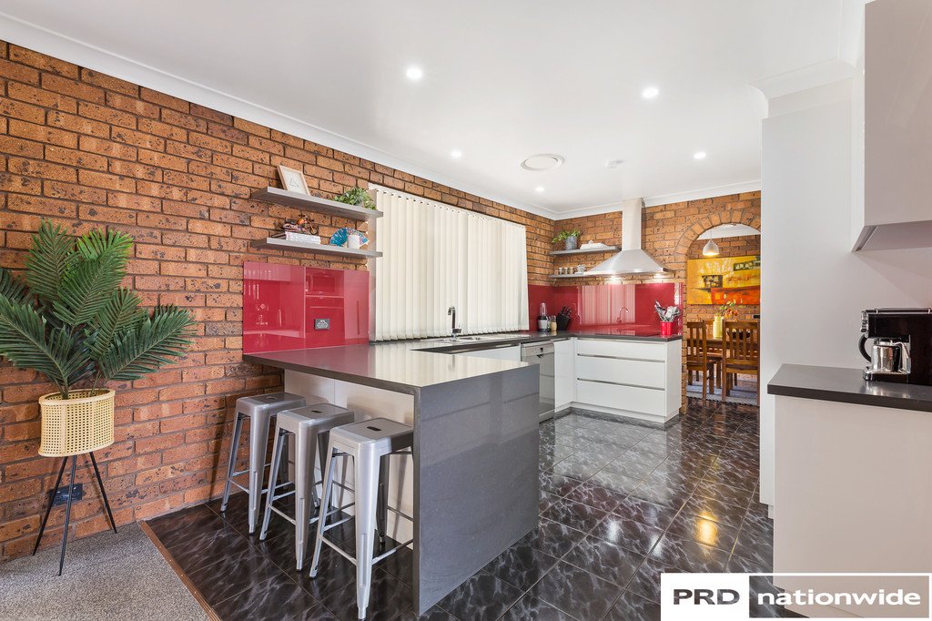 52 Lemon Gums Drive TAMWORTH 9