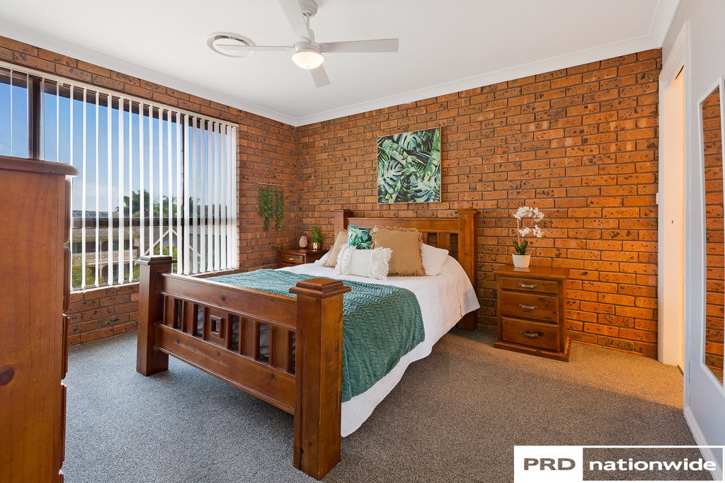 52 Lemon Gums Drive TAMWORTH 12