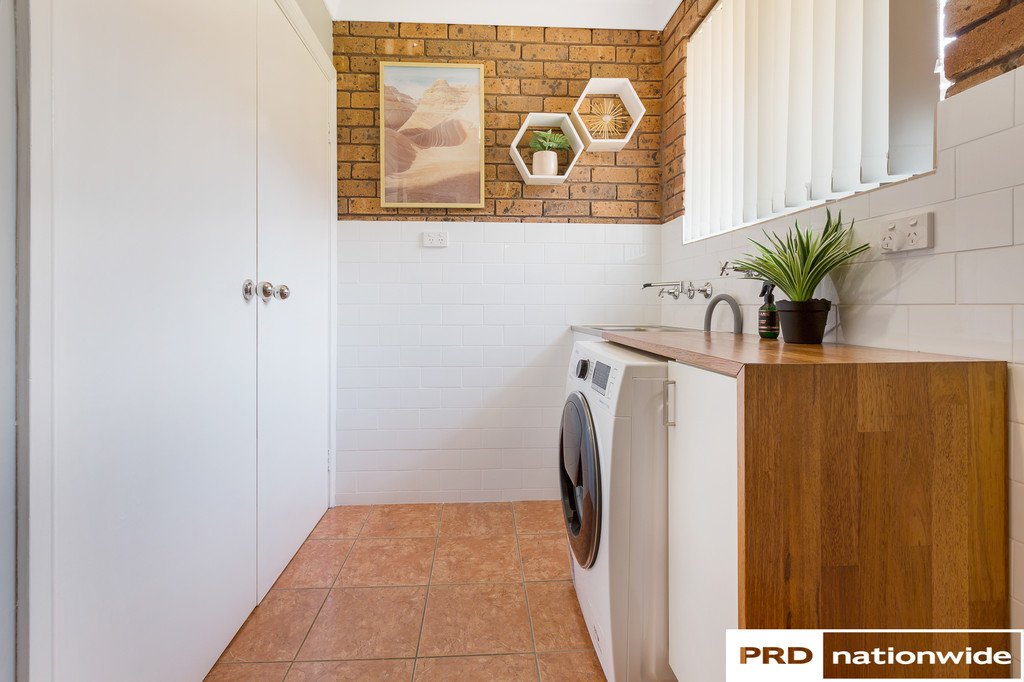 52 Lemon Gums Drive TAMWORTH 18