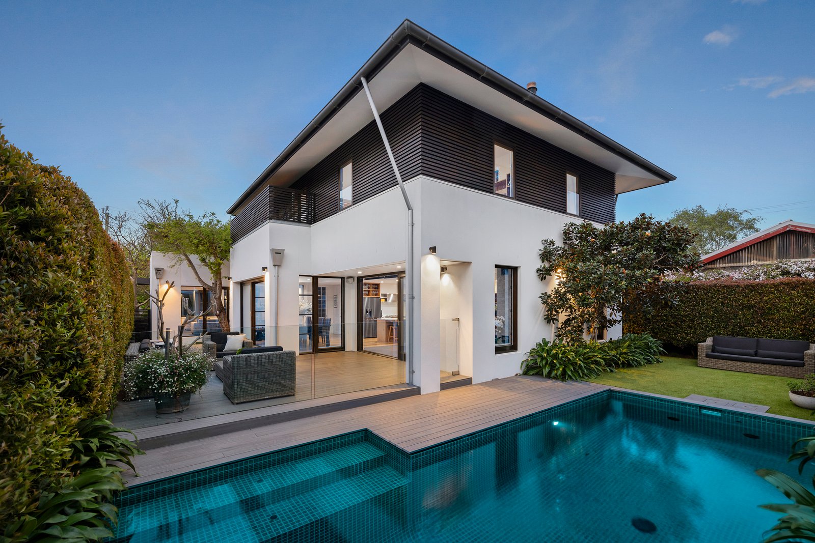 Real Estate and Property in 52 Linacre Road, Hampton, VIC