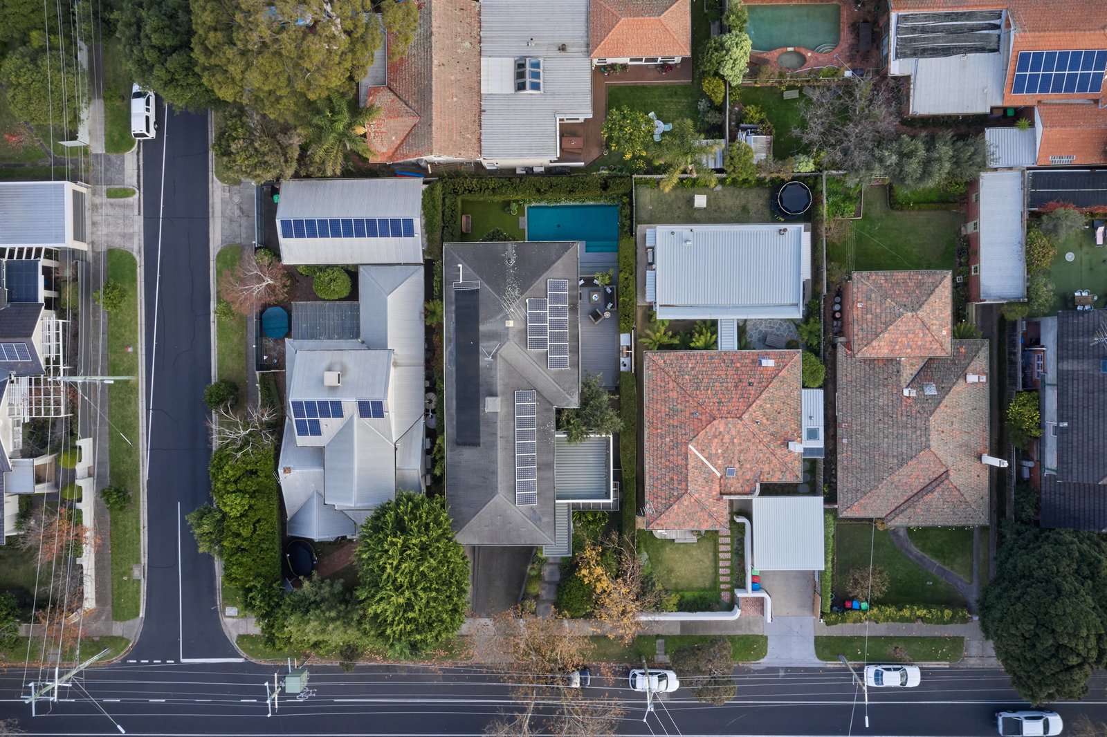 Real Estate and Property in 52 Linacre Road, Hampton, VIC