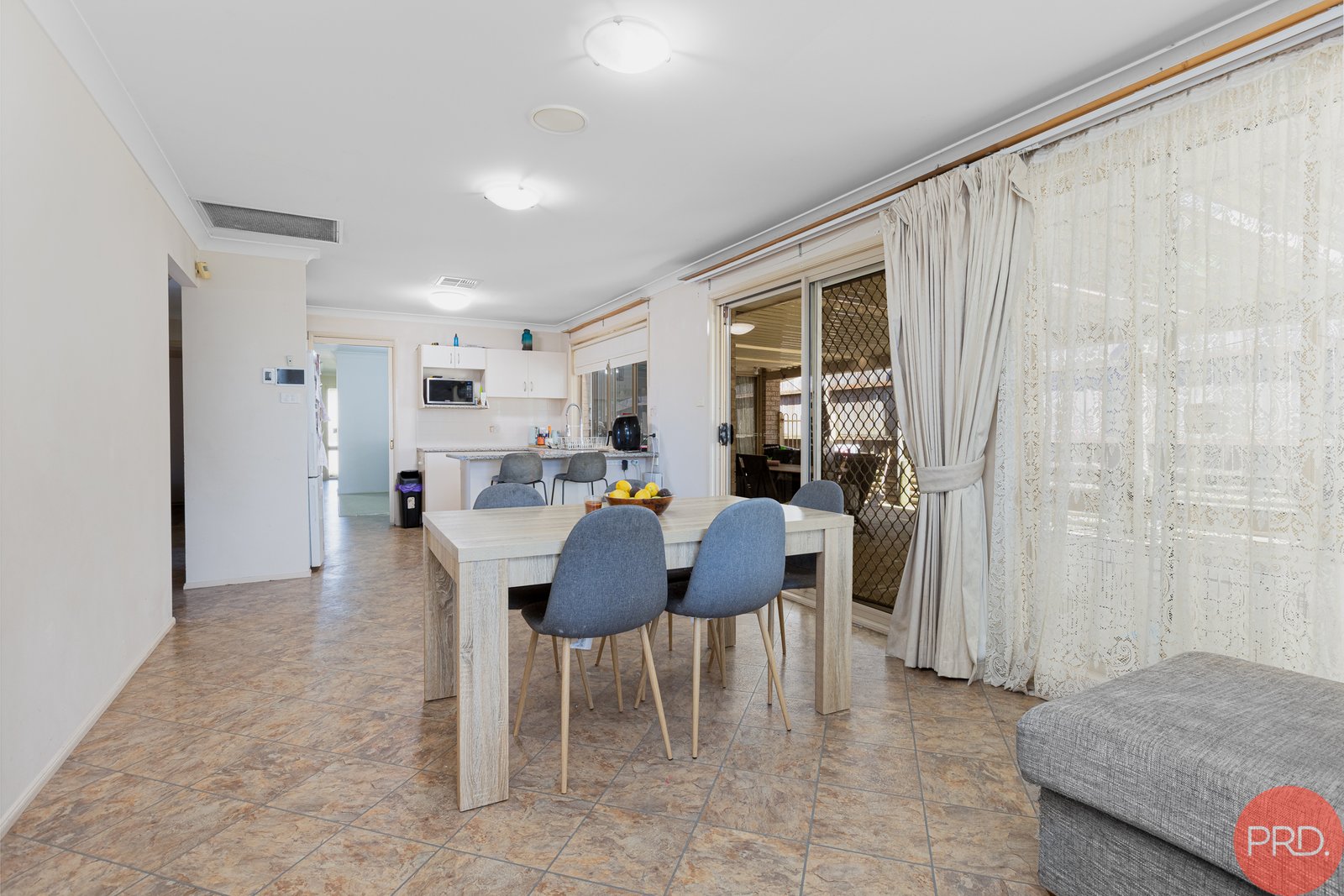 52 Lord Howe Drive ASHTONFIELD 12