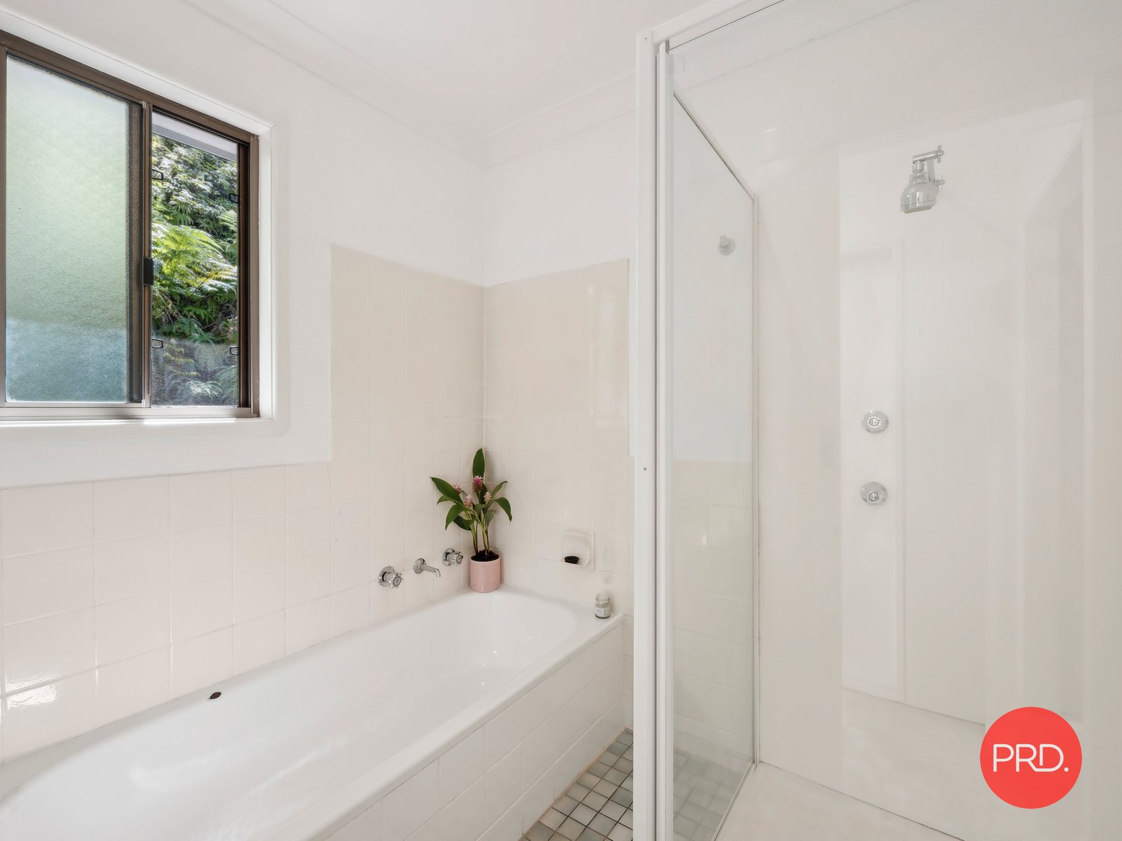 52 Lovetts Road KORORA 16