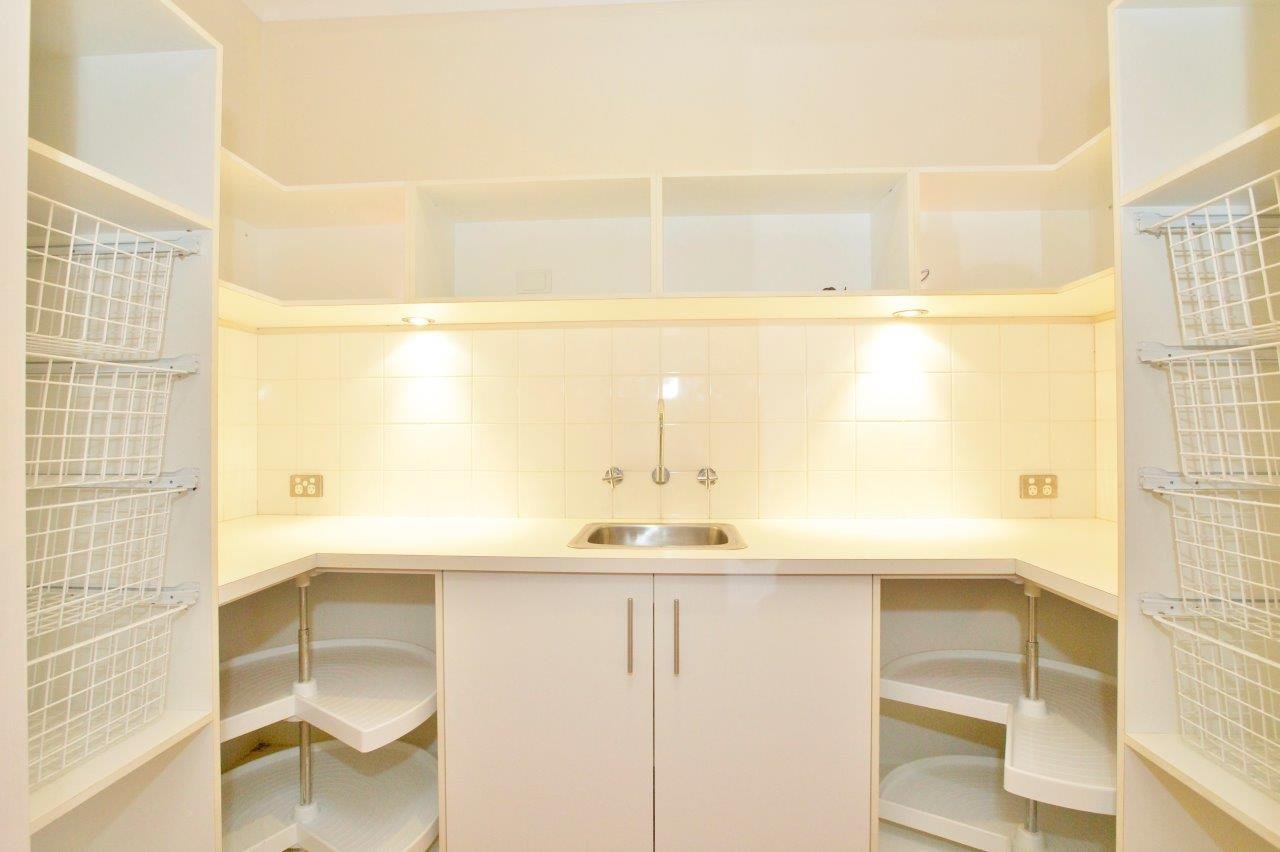 52 Lullfitz Drive BILINGURR 16