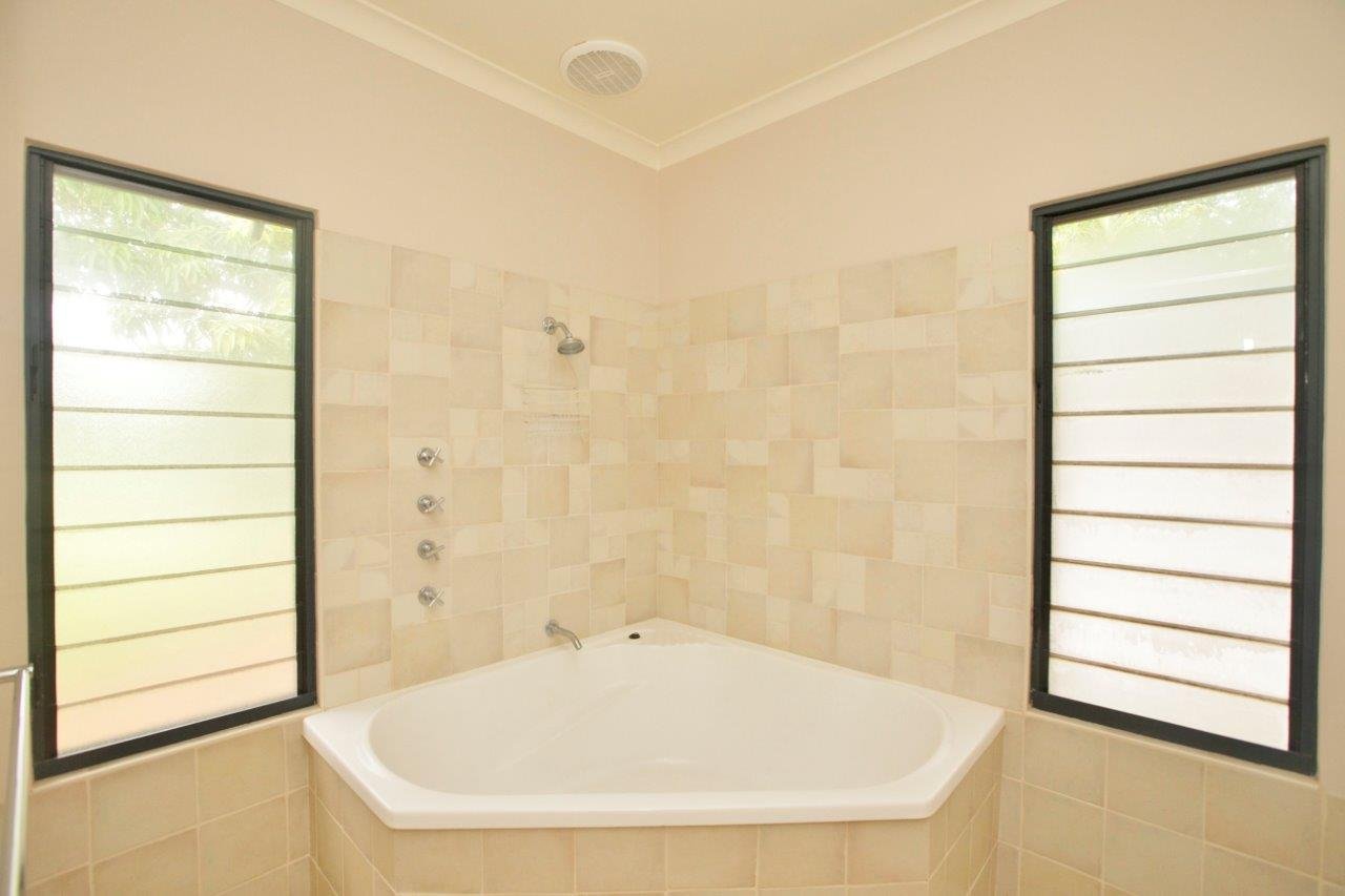 52 Lullfitz Drive BILINGURR 20