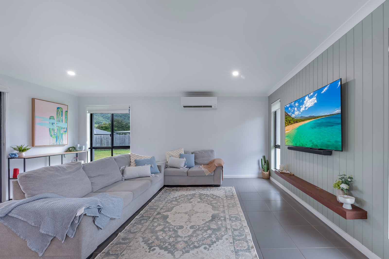 52 Macarthur Drive CANNONVALE 6