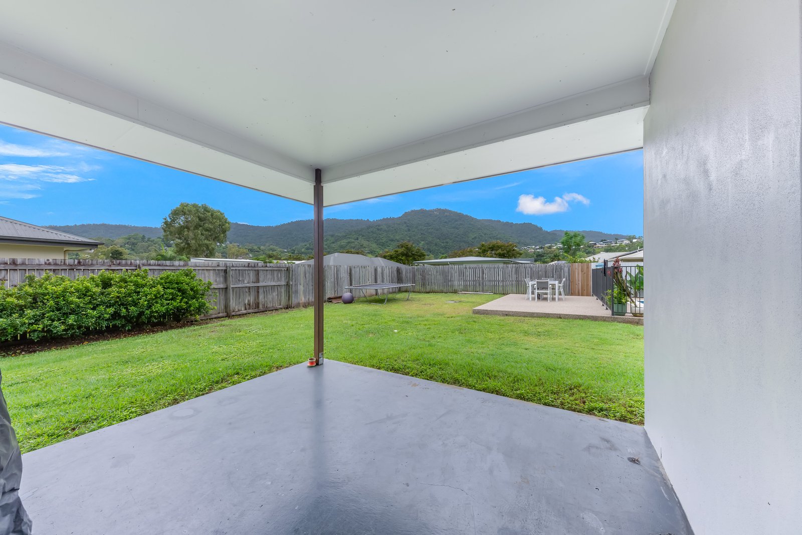 52 Macarthur Drive CANNONVALE 10