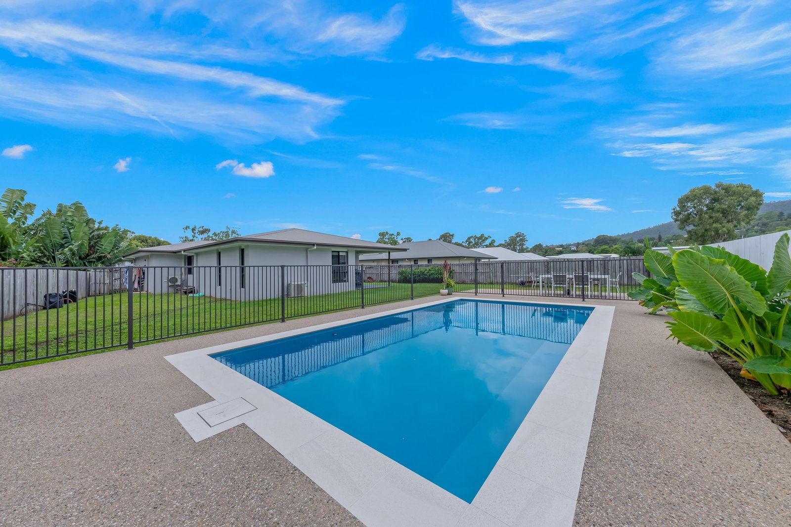 52 Macarthur Drive CANNONVALE 11