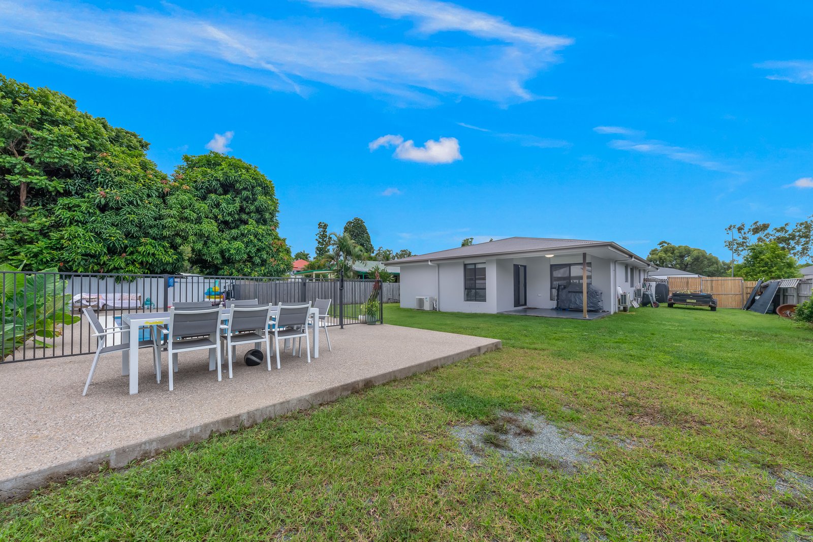 52 Macarthur Drive CANNONVALE 14