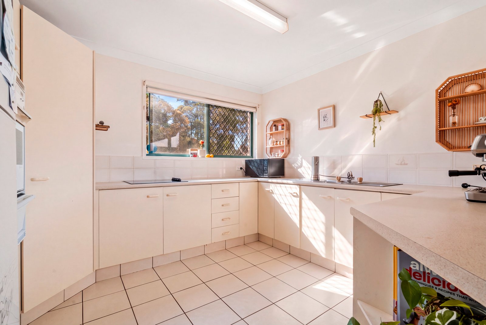 5/2 Macleay Court BANORA POINT 3