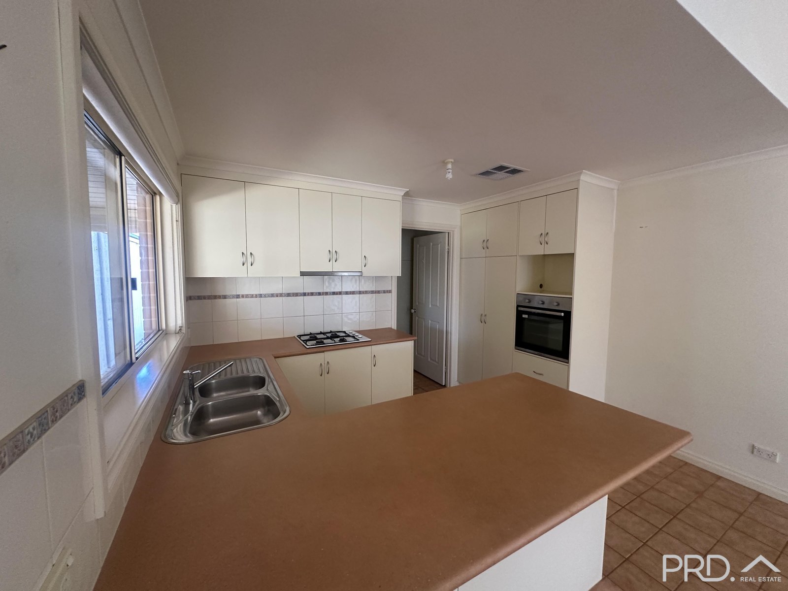 52 Main Avenue North MERBEIN 9