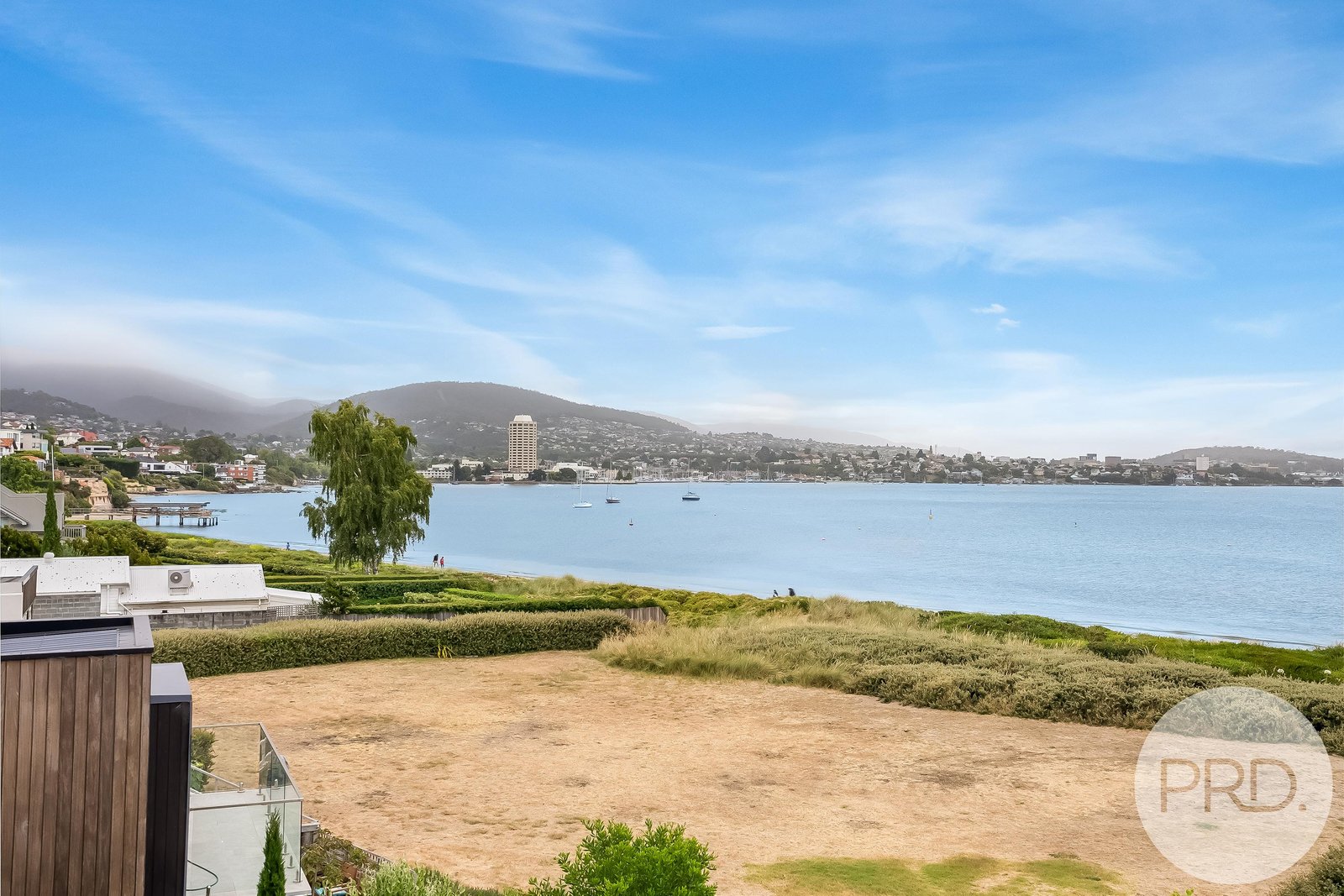 5/2 Mansell Court SANDY BAY 15