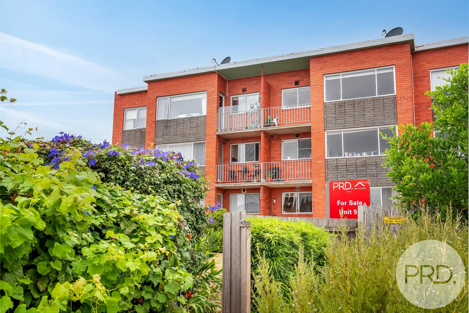 5/2 Mansell Court SANDY BAY 18