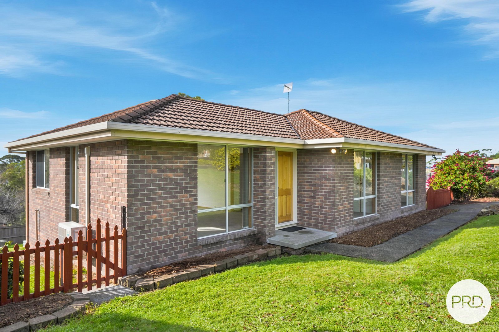 52 Mirramar Park BLACKMANS BAY 1