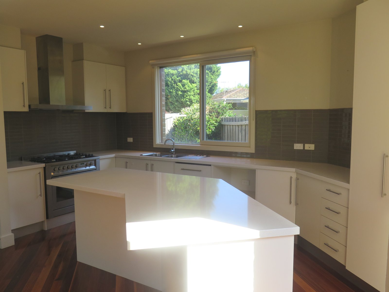 Gallery: 5/2 Montgomery Street