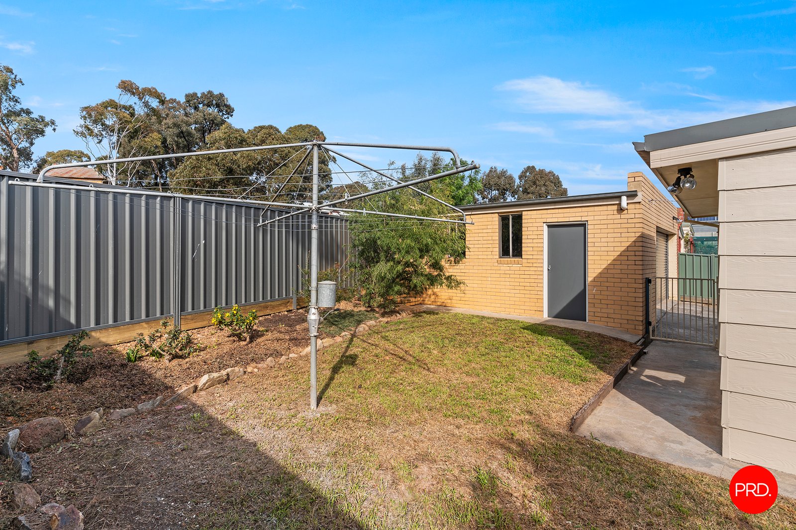 52 Moran Street LONG GULLY 16