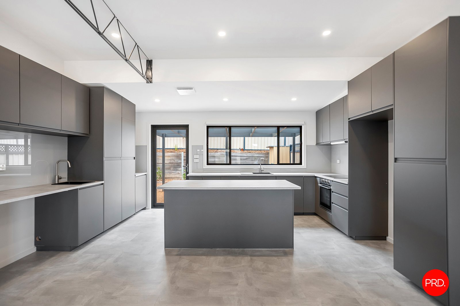 5/2 Murphy Street CASTLEMAINE 3