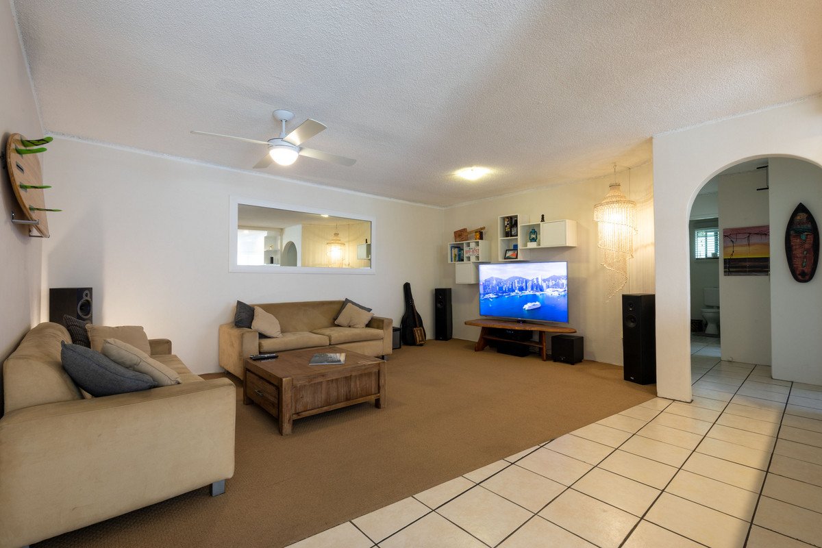 5/2 Nagel Avenue MIAMI 4