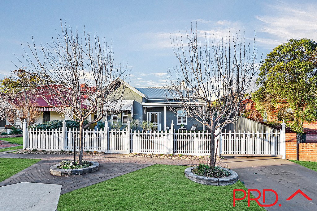 52 Napier Street TAMWORTH NSW 2340