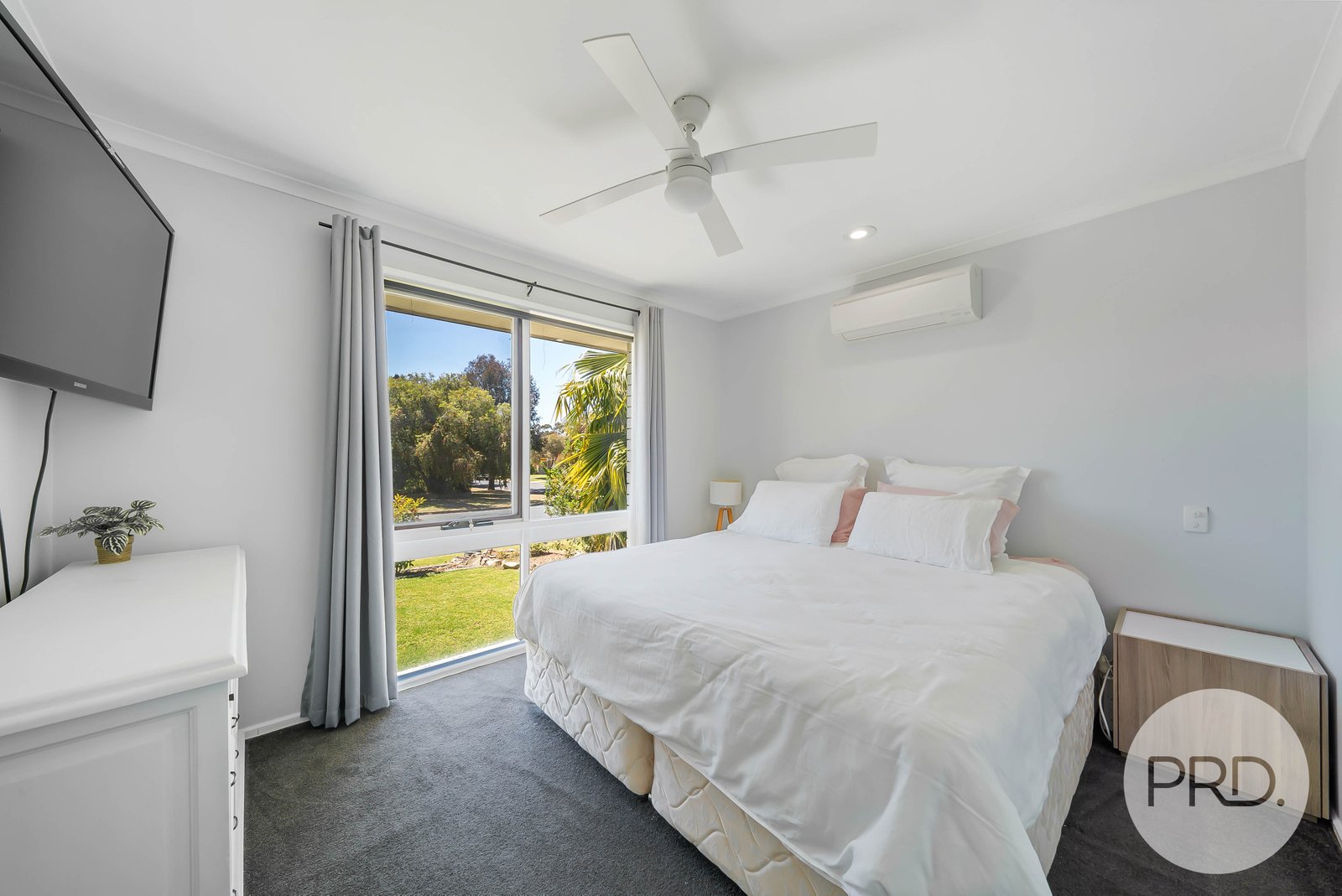 52 Naretha Street GLENFIELD PARK 8
