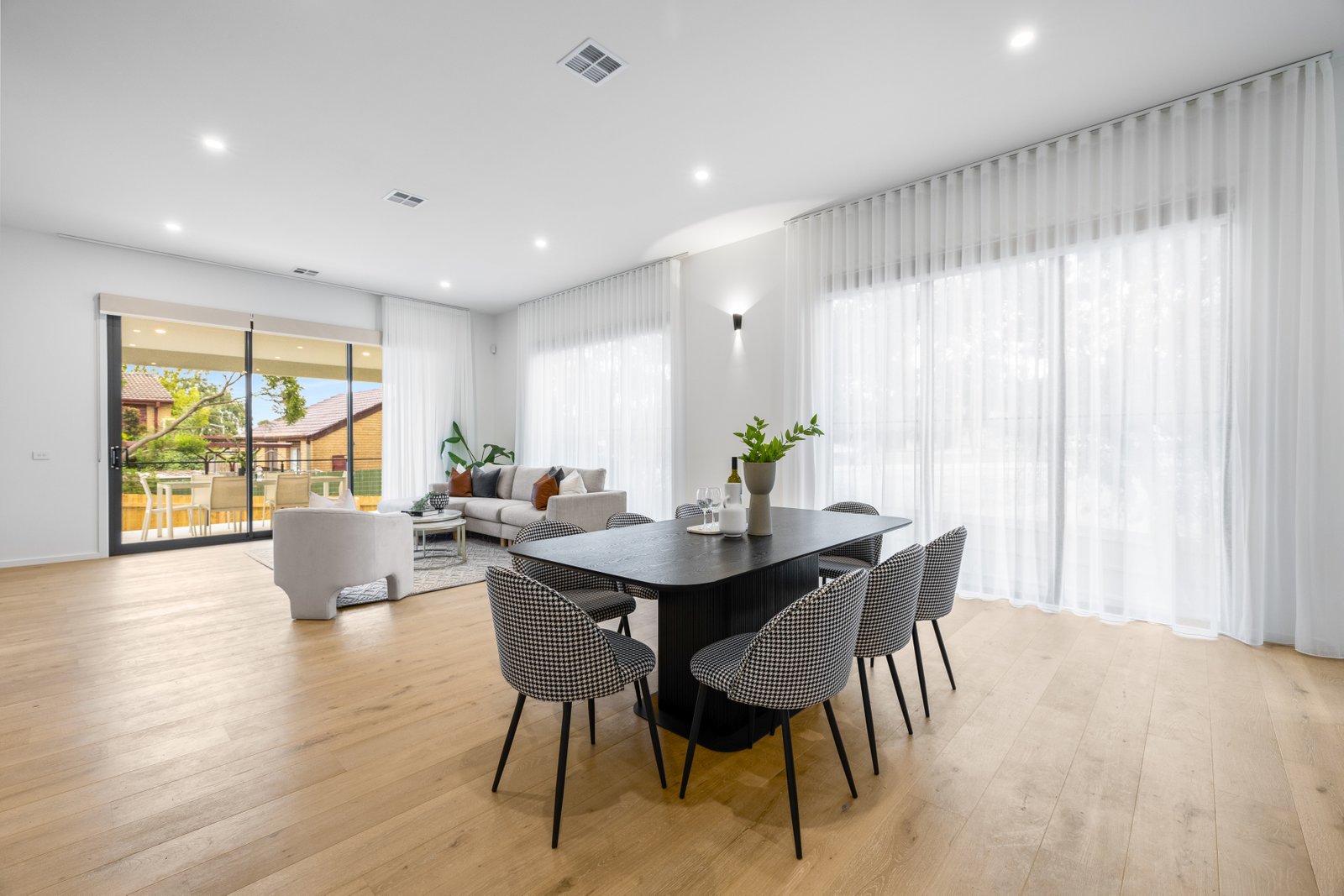 Gallery: 52 Nonna Street